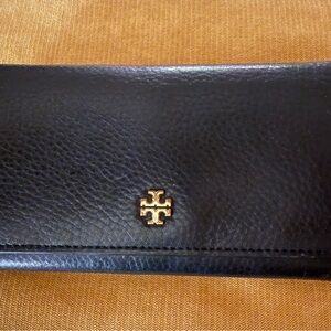 Tory Burch Black Pebbled Leather Continental Wallet with Gold Logo